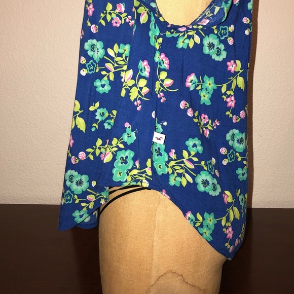 Floral Hollister Top - Picture 3 of 4
